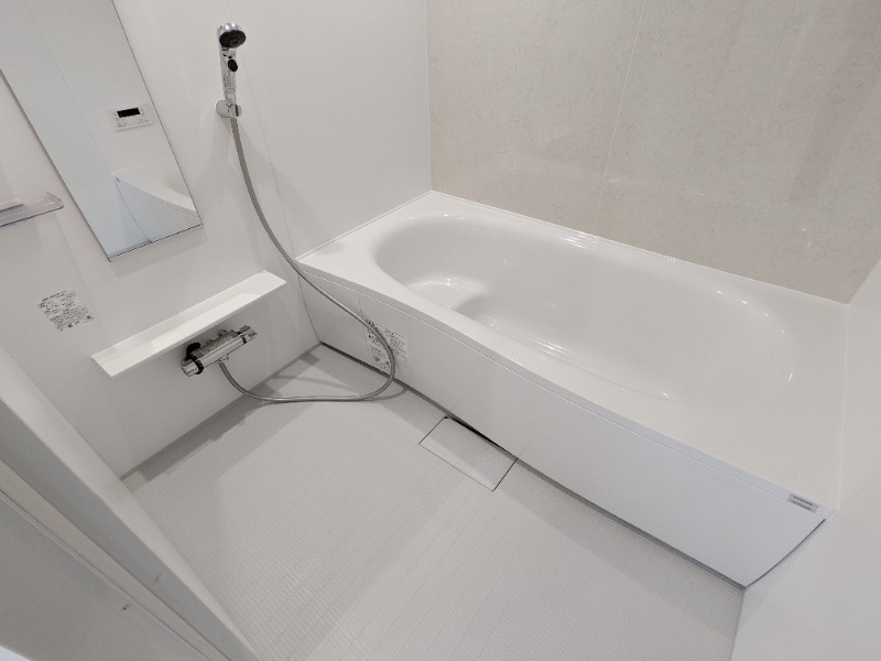 バス・シャワールーム　図面と現状に相違がある場合には現状を優先