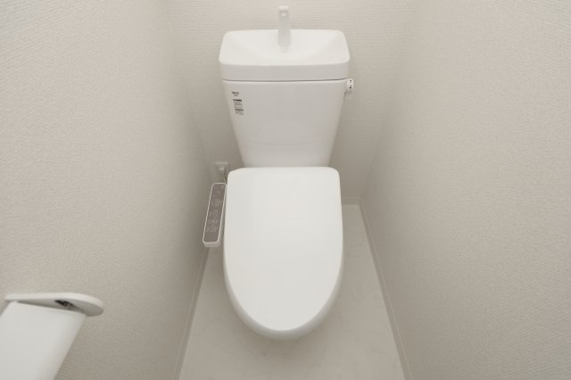 bCASAKOIWA2ndのトイレ写真