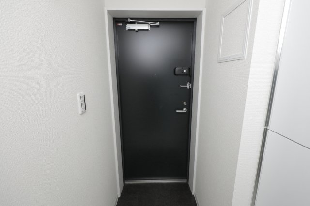 bCASAKOIWA2ndの玄関写真