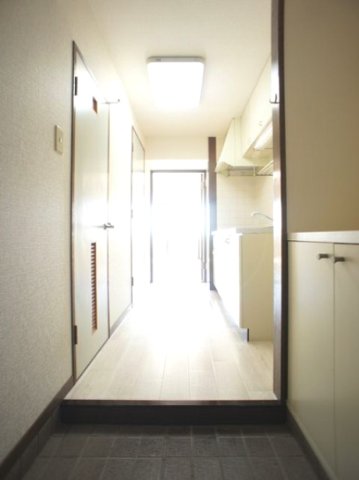 玄関　シューズボックスが付いています☆