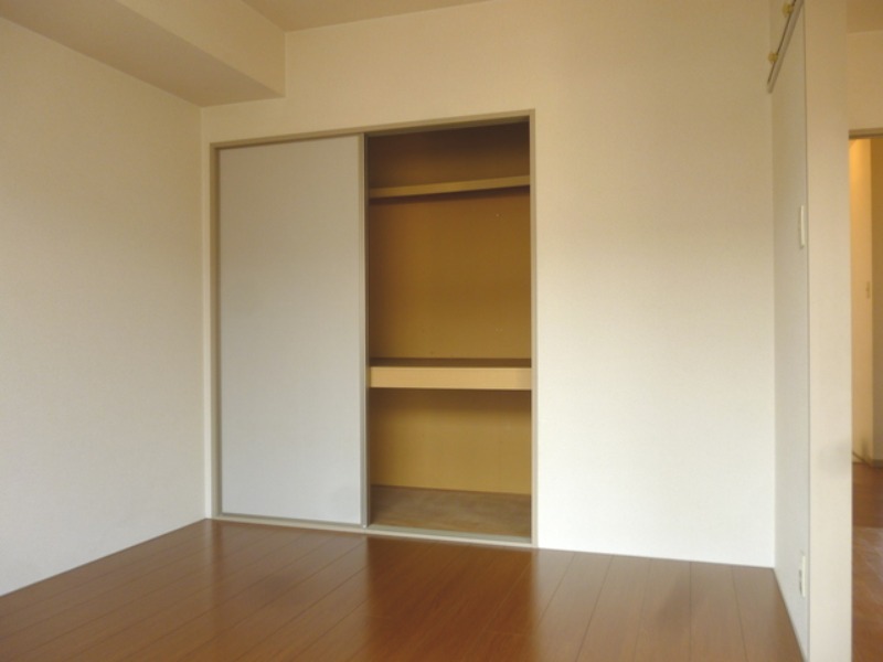 収納　図面と現状に相違がある場合には現状を優先