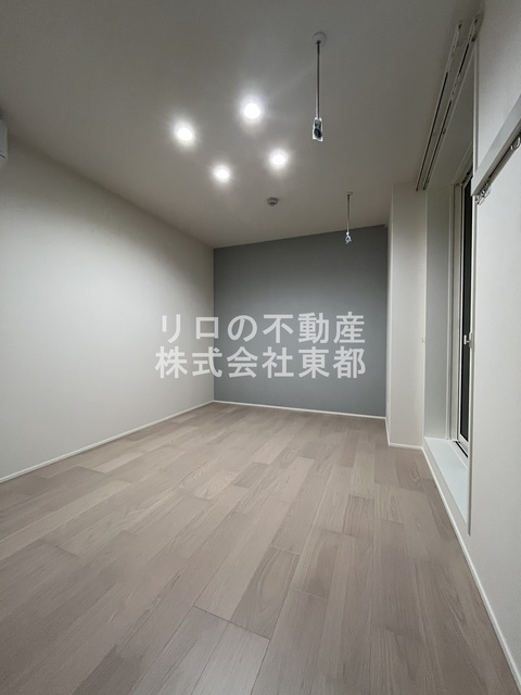 その他部屋・スペース　流行のアクセントクロスでおしゃれなお部屋◎