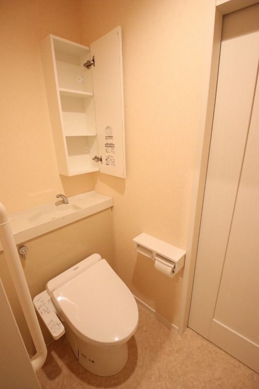 トイレ　シンプルで使いやすいトイレです