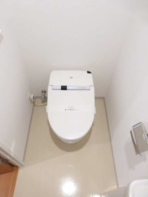 トイレ　同マンション別部屋参照。