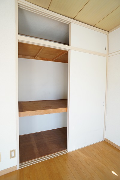 収納　★洋室6.0帖内収納★