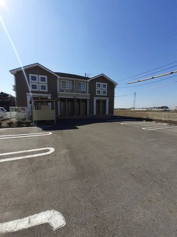 駐車場　車をお持ちの方に嬉しい駐車場付きの物件です