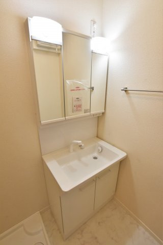 洗面設備　同施工会社・イメージ写真です。ご参考下さい。