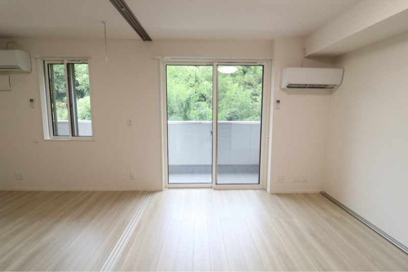 居室・リビング　図面と現状に相違がある場合には現状を優先