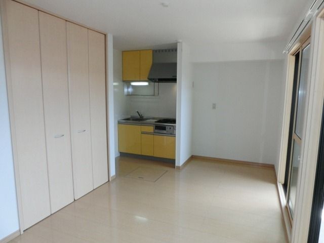 その他部屋・スペース　反対側からはこんな感じのお部屋