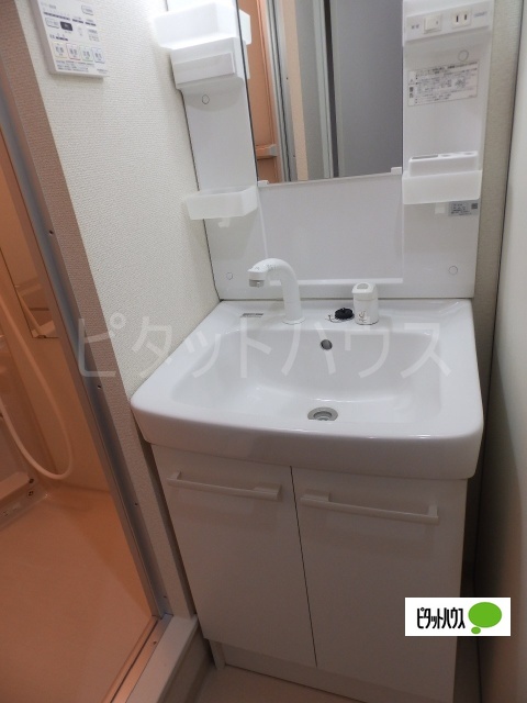 洗面設備　独立洗面台