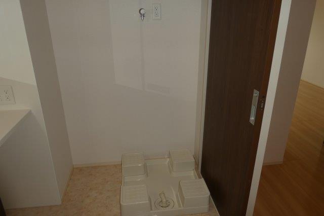 その他　洗濯機置き場