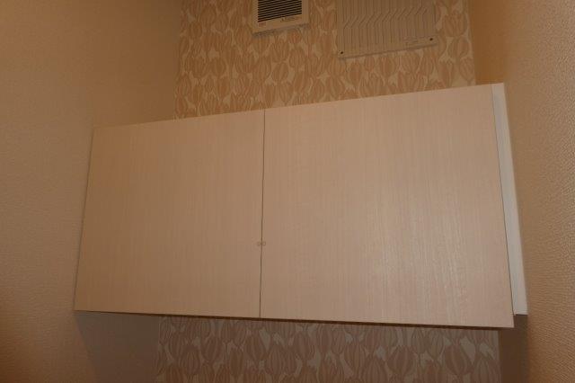 収納　トイレ棚