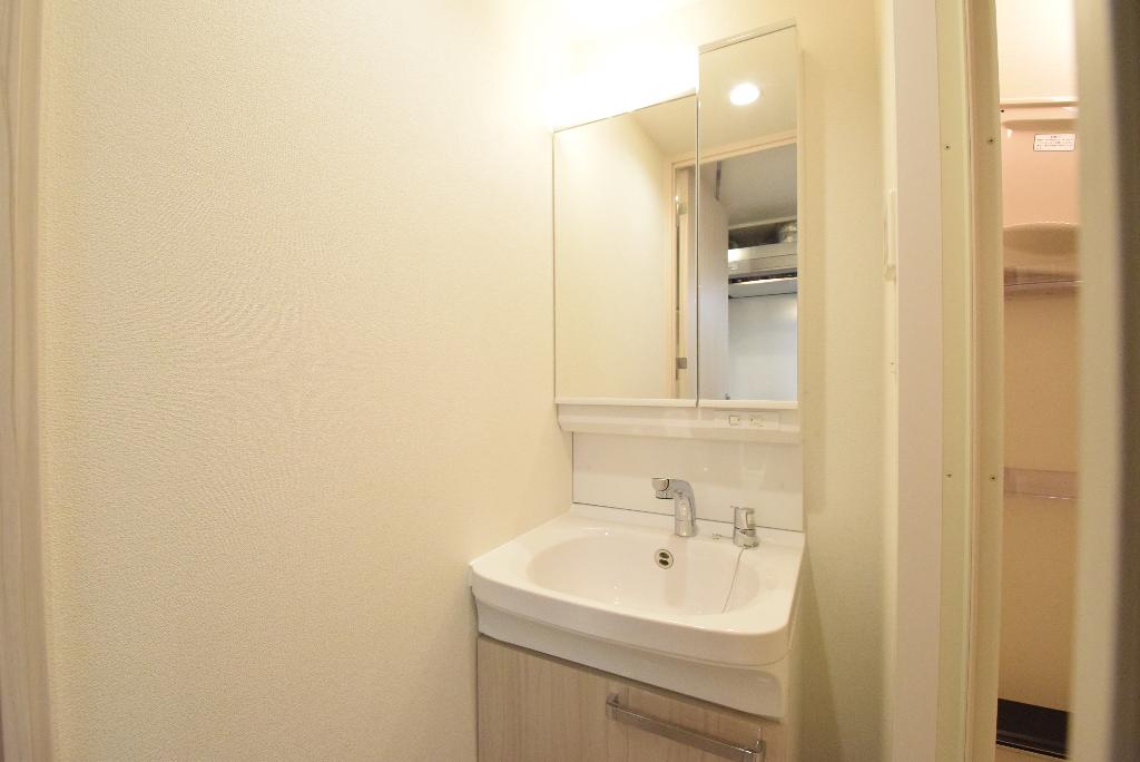 洗面設備　洗髪洗面化粧台