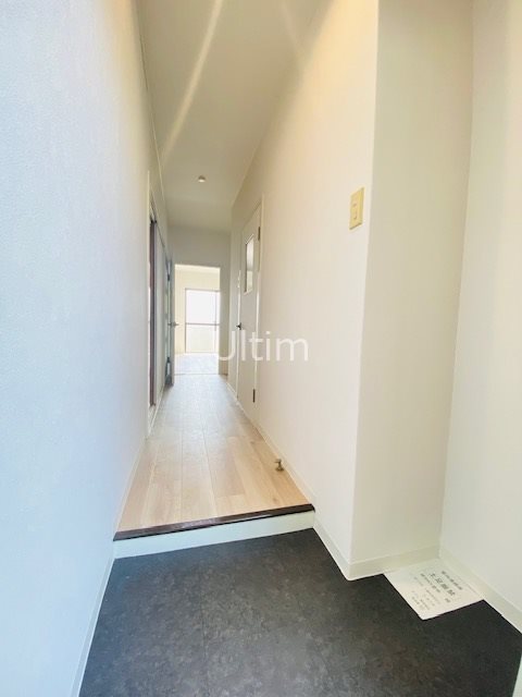玄関　※他のお部屋です、ご参考までに