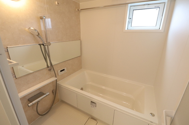 バス・シャワールーム　バス