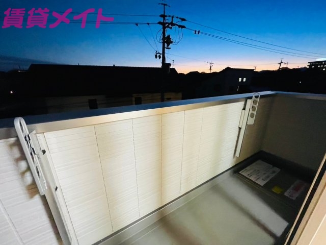 バルコニー　同型参考写真