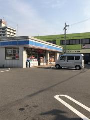コンビニ　ローソン 川俣店（コンビニ）まで257m