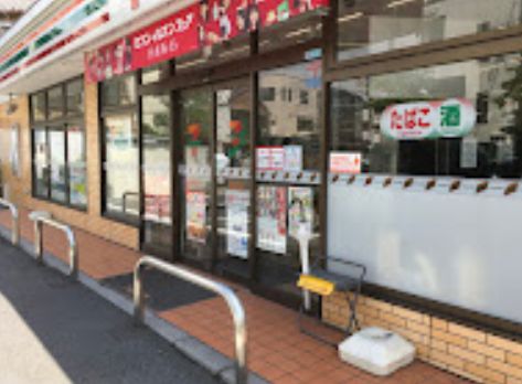 コンビニ　セブンイレブン東日暮里4丁目東店（コンビニ）まで168m