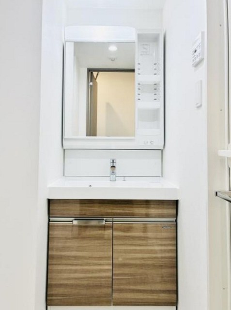 洗面設備　同仕様