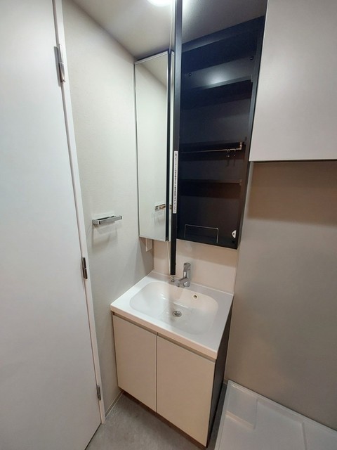 洗面設備　同仕様参考