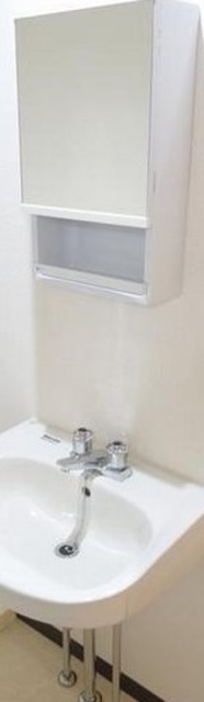 洗面設備　独立洗面台