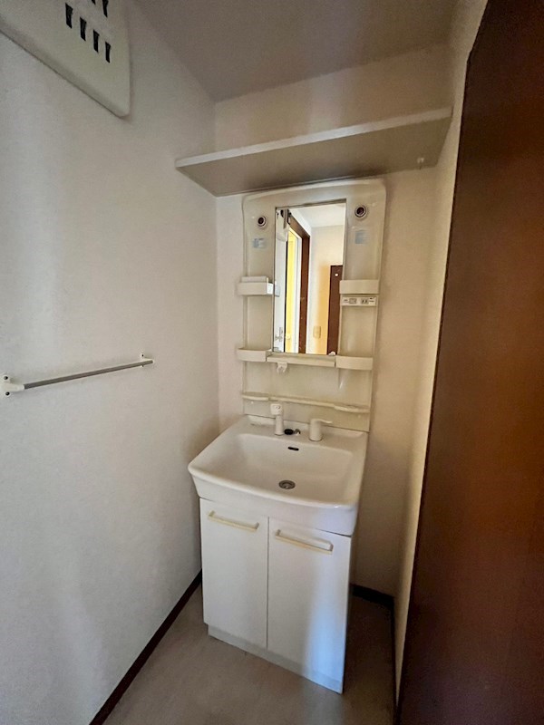 洗面設備　他部屋参照