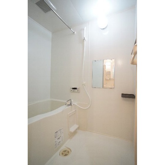 バス・シャワールーム　追い焚き付き