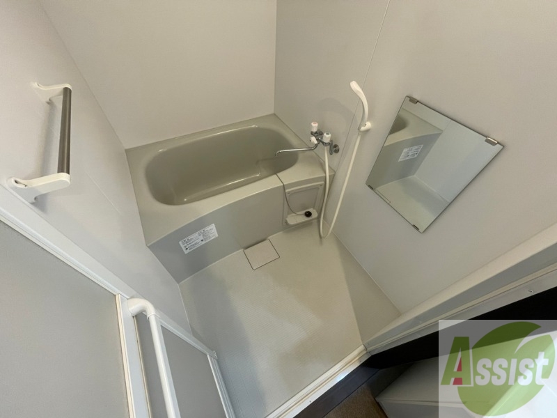 バス・シャワールーム　お風呂です。ゆっくりお風呂につかるのも体に良いですね～