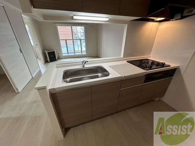 キッチン　キッチンはスペースも広々していて使いやすそうですよ！