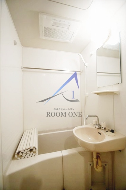 バス・シャワールーム　お風呂です。