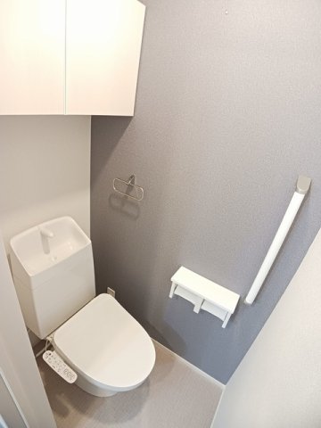 トイレ　清潔感のあるトイレです