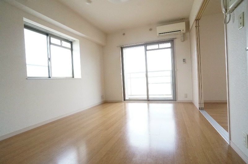 居室・リビング　別号室イメージ