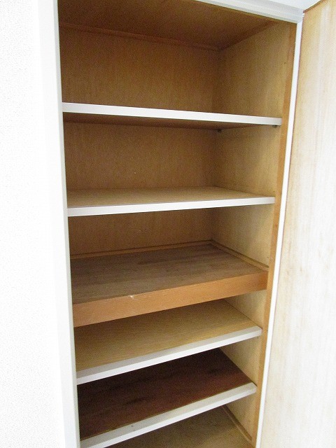 玄関　シューズＢＯＸあり♪