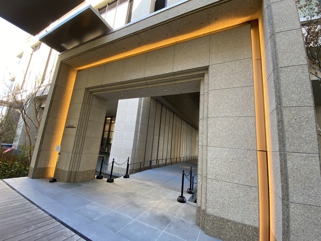 エントランス　エントランス