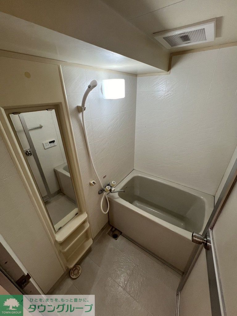 バス・シャワールーム　バス