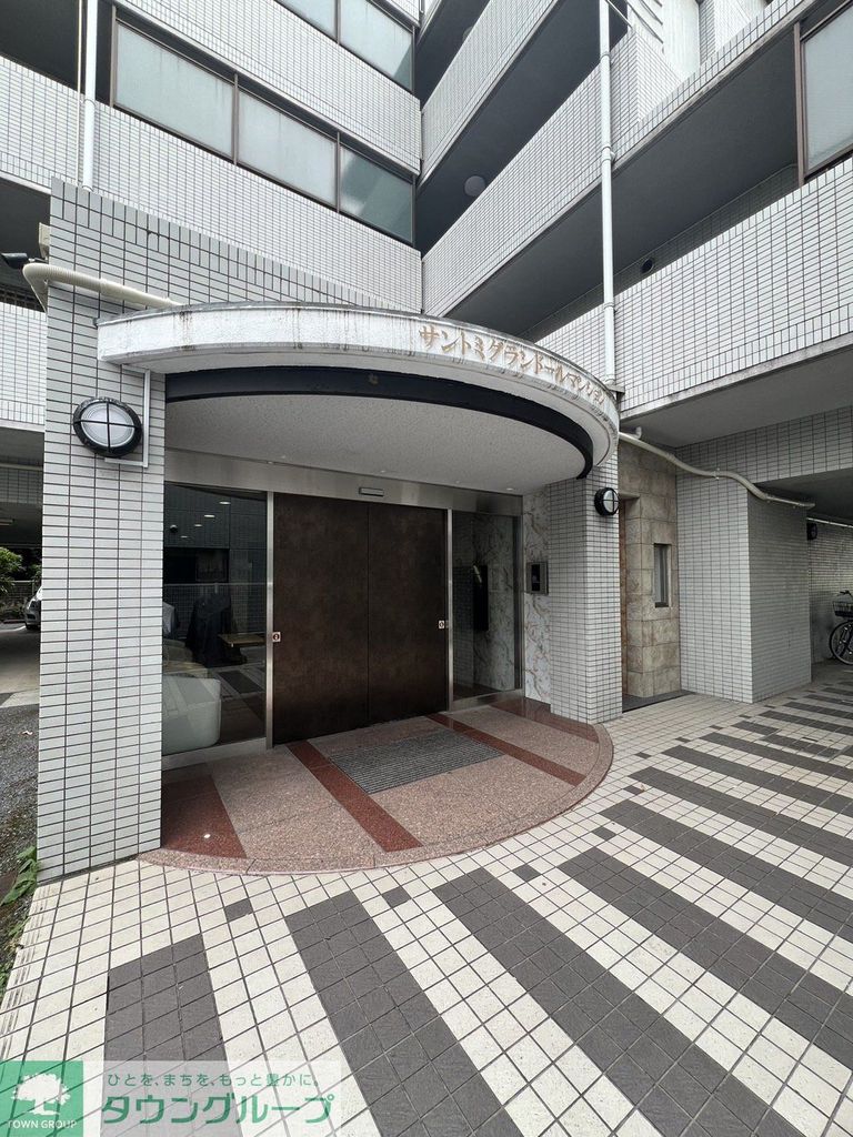 エントランス　エントランス