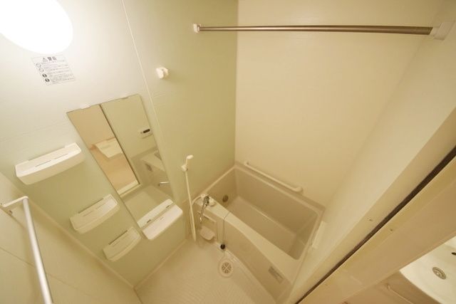 バス・シャワールーム　★追炊き・浴室乾燥付きのバスルーム★