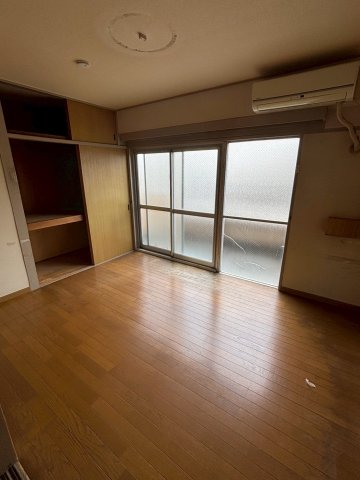 居室・リビング　使いやすい居間です