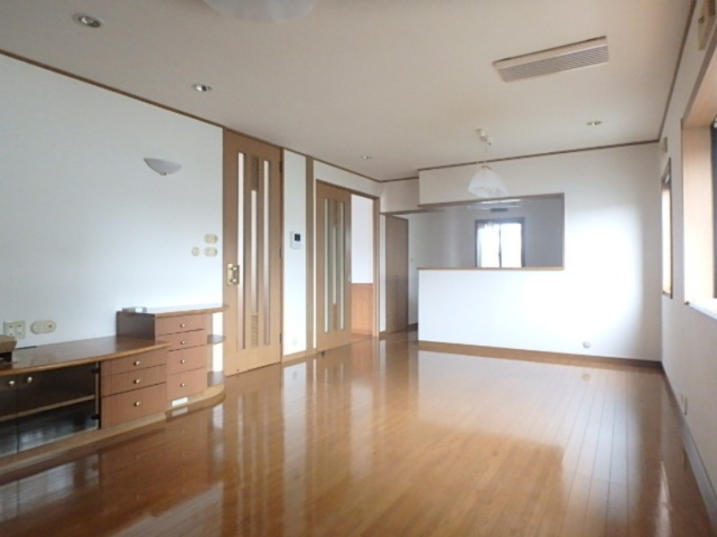 居室・リビング　図面と現状に相違がある場合には現状を優先