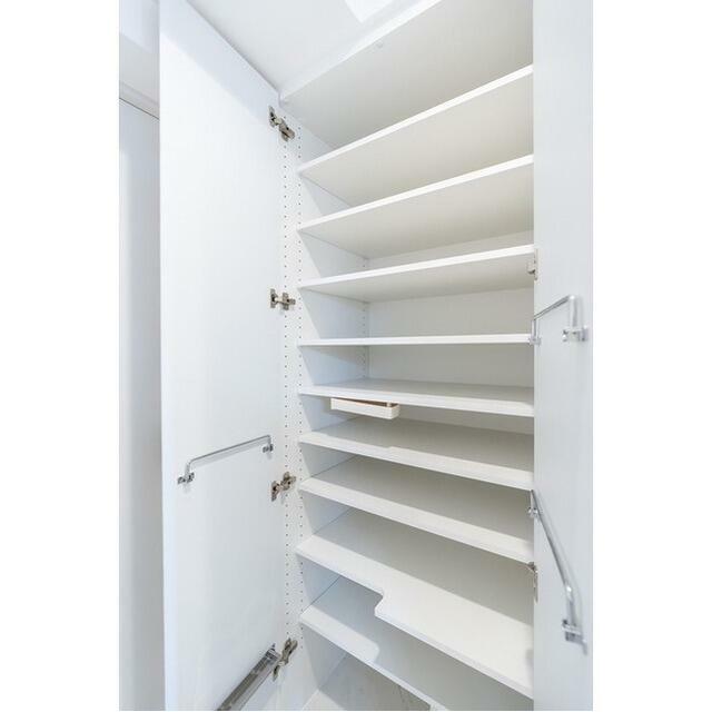 その他設備　シューズボックス