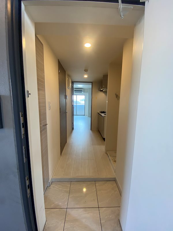 玄関　※参考写真