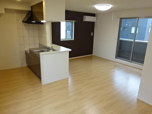 居室・リビング　リビング