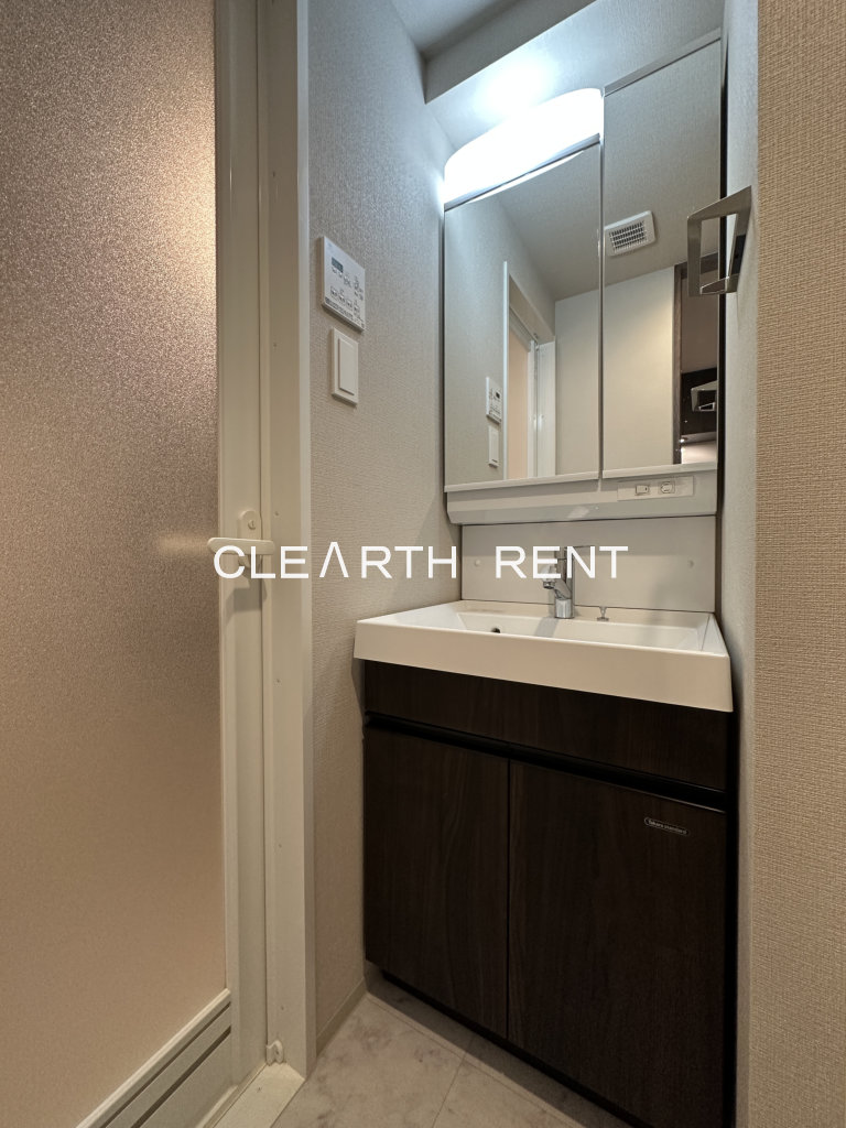 洗面設備　同タイプ別住戸写真となります。現況と異なる場合がございます。