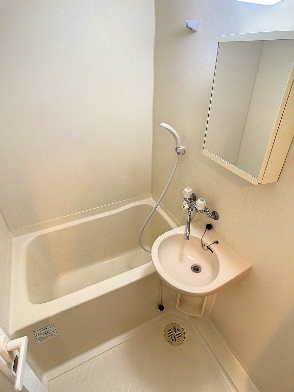 バス・シャワールーム　同仕様