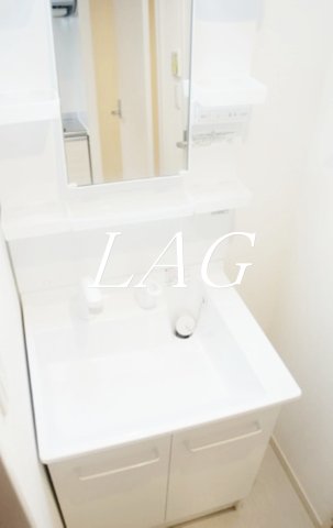 洗面設備　洗面台です。