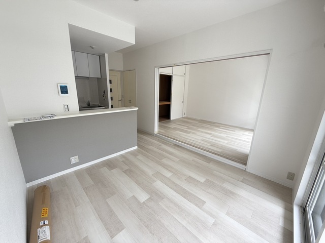 居室・リビング　別号室参考写真になります