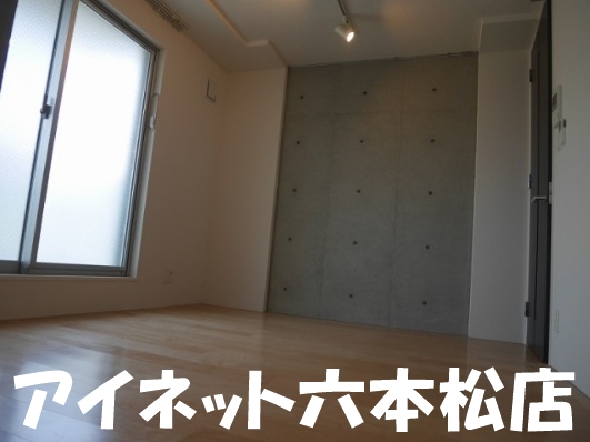 居室・リビング　広々としたリビングです。