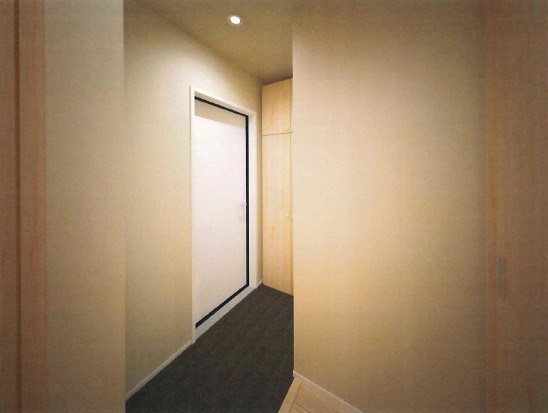 玄関　※パース及び完成予想画像になります※