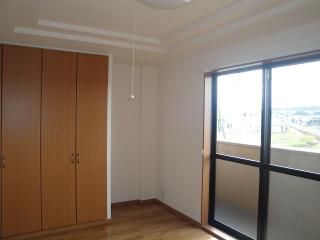 居室・リビング　日当たりいいです