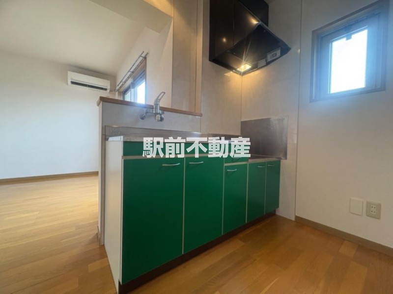 キッチン　緑がオシャレなキッチン！